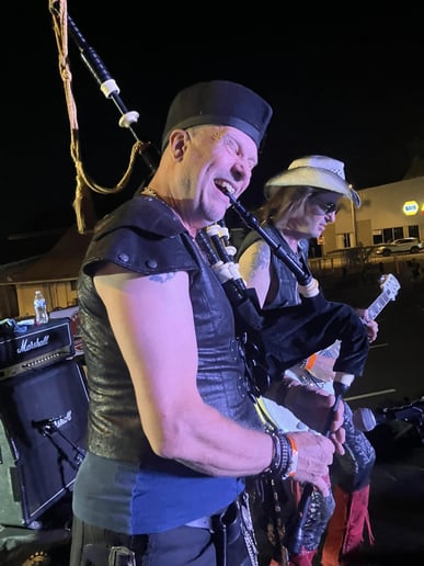 Gallery photo 12 of BonPiper