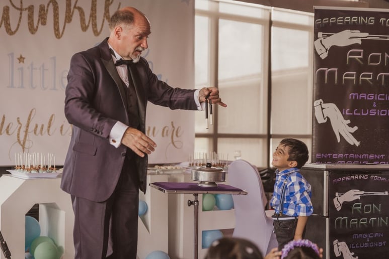 Gallery photo 3 of Ron Martin Magician and Illusionist