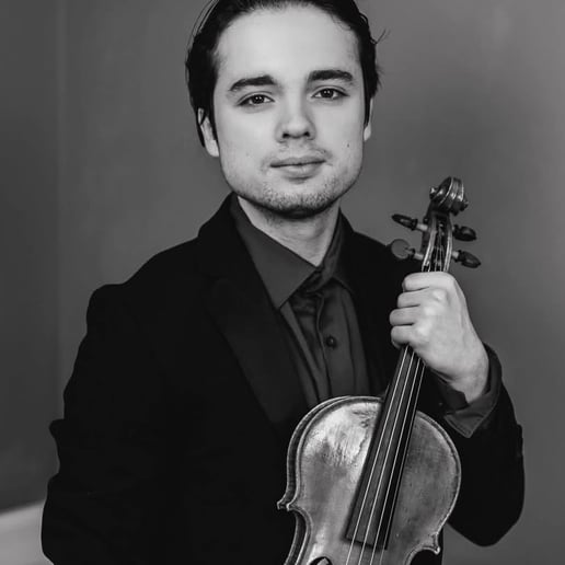Gallery photo 3 of Rowan Gemma, Violinist and Composer