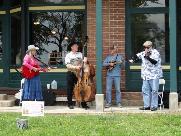 Gallery photo 3 of Rowdy Wranglers String Band