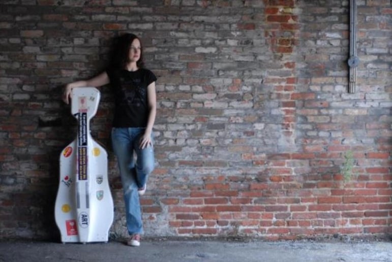 Gallery photo 2 of Samantha Hegre, cellist