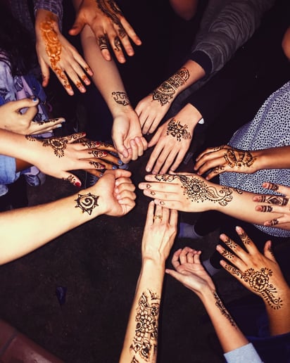 Gallery photo 1 of Hamsa Henna