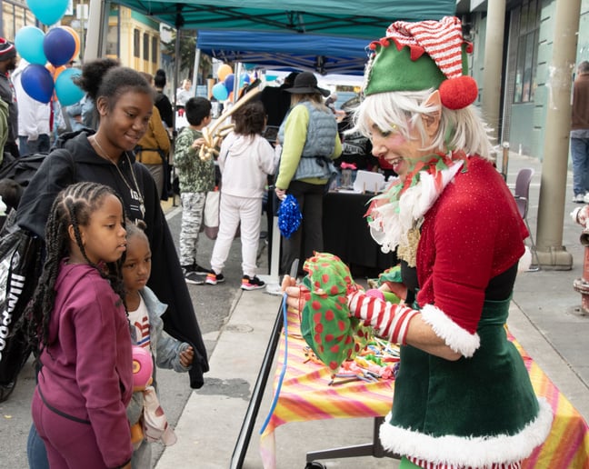 Gallery photo 7 of Holiday of Wonders