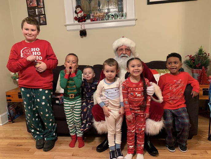 Gallery photo 3 of Santa "Hank"