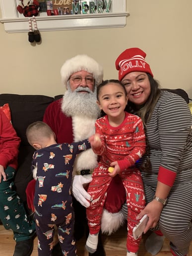 Gallery photo 6 of Santa "Hank"