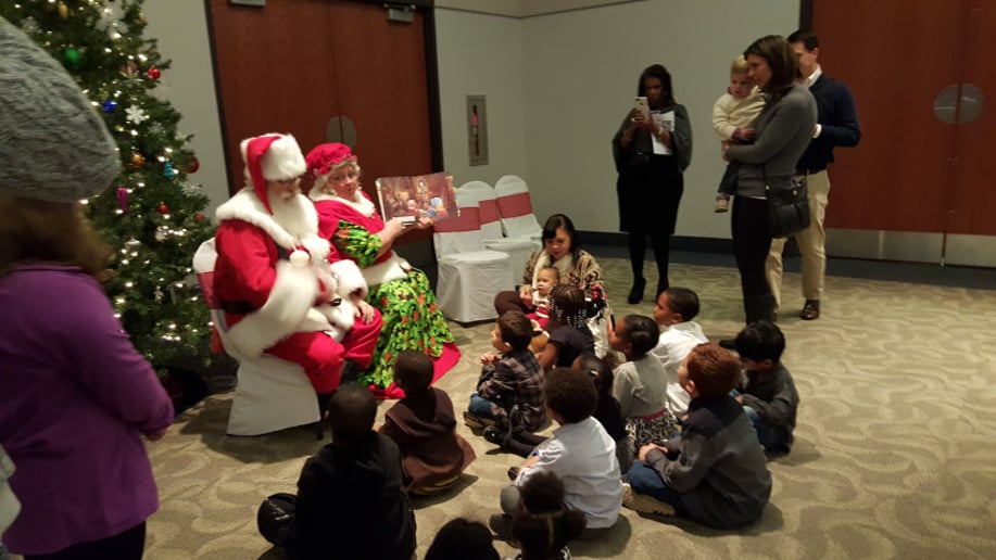 Gallery photo 17 of Michigan's Premier Santa & Mrs. Claus