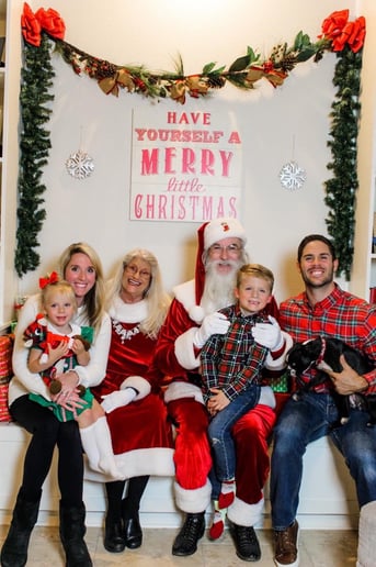 Gallery photo 12 of Santa Wade Wells