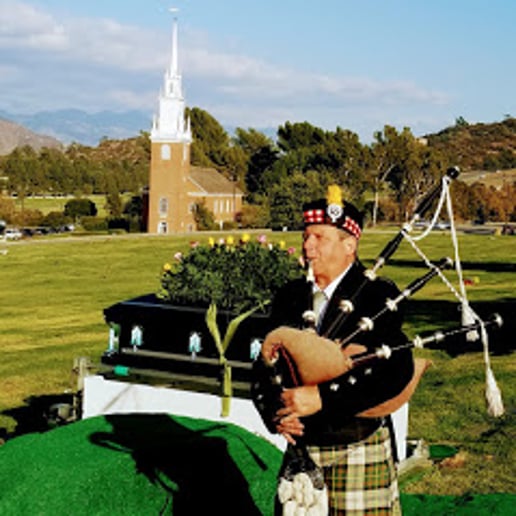 Gallery photo 2 of Bagpiper-For-Hire