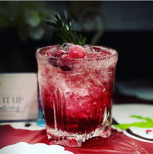 Gallery photo 8 of Shake It Up Event Bartending