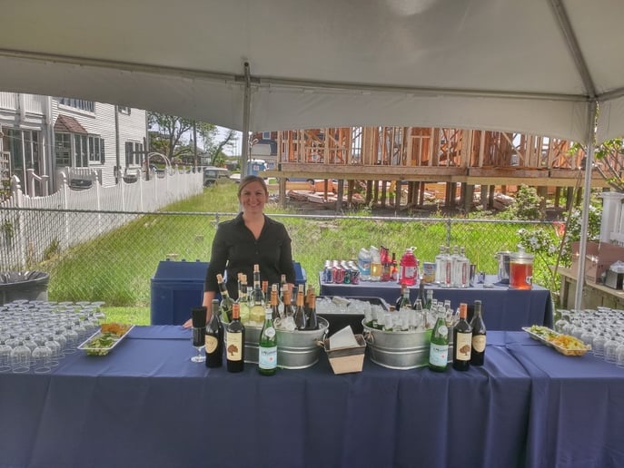 Gallery photo 3 of Shakers Mobile Bartending Service