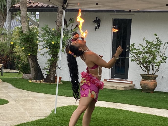 Gallery photo 17 of Hipnotic Entertainment - Bellydance, Fire, Samba, Hula