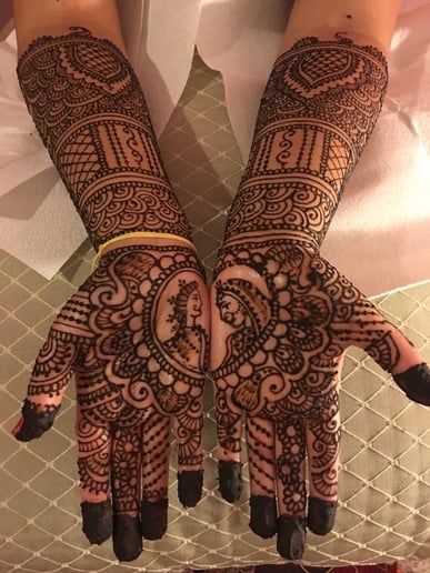 Gallery photo 7 of Silk & Stone Henna