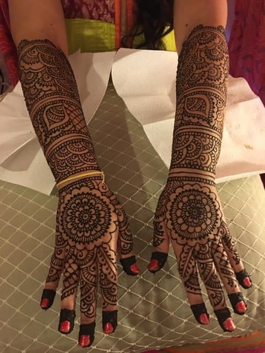 Gallery photo 8 of Silk & Stone Henna
