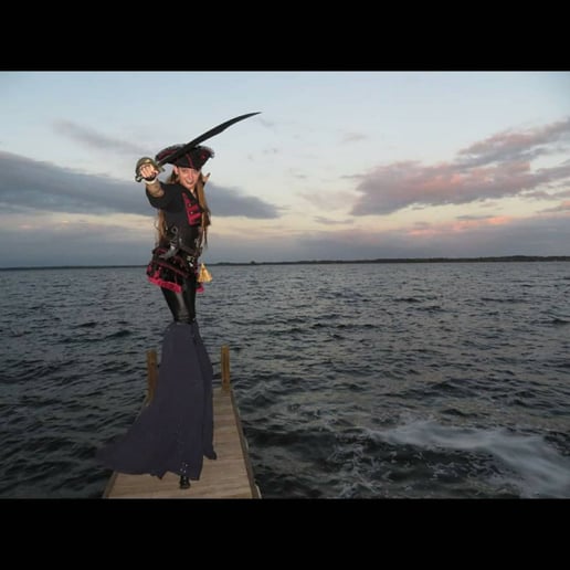 Gallery photo 31 of Kristen Sparrow Circus