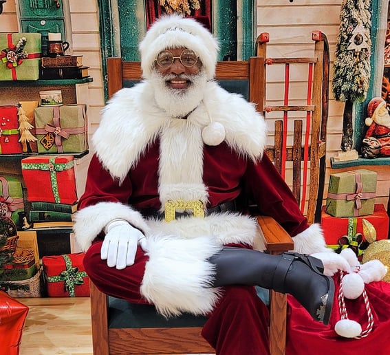 Gallery photo 27 of Soulful Santa (Soulful Santa Maurice)