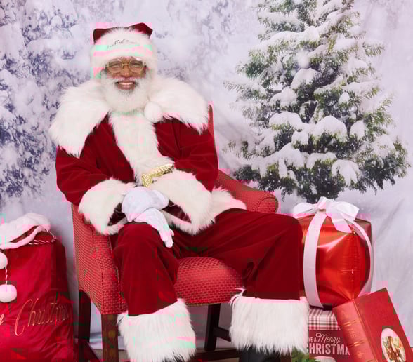 Gallery photo 39 of Soulful Santa (Soulful Santa Maurice)