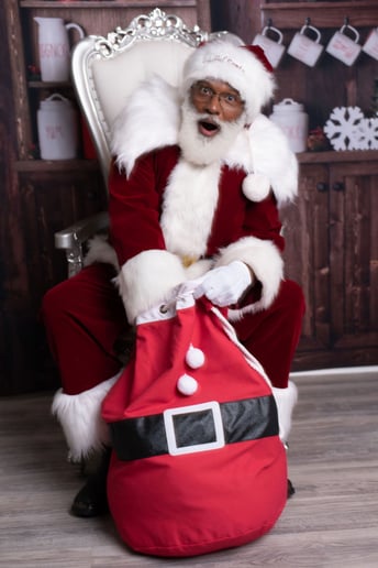 Gallery photo 40 of Soulful Santa (Soulful Santa Maurice)