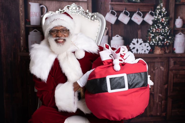 Gallery photo 41 of Soulful Santa (Soulful Santa Maurice)
