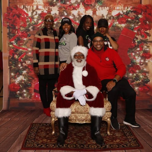 Gallery photo 64 of Soulful Santa (Soulful Santa Maurice)
