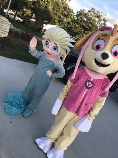 Gallery photo 20 of Spark of the Party Too