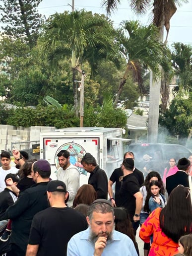 Gallery photo 30 of Spark of the Party Too