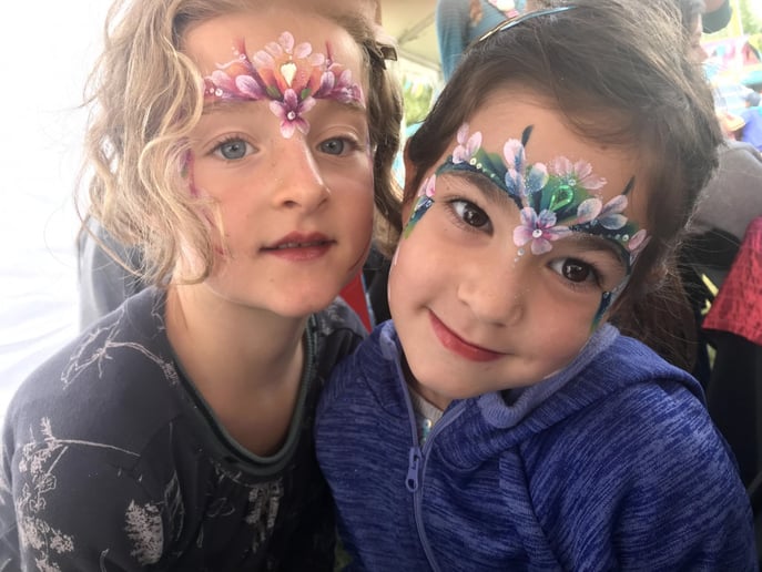 Gallery photo 2 of Sparkle Body Art