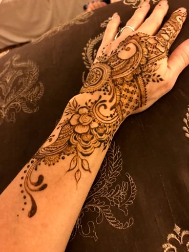 Gallery photo 4 of Sparkle Body Art