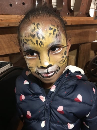 Gallery photo 6 of Sparkle Body Art