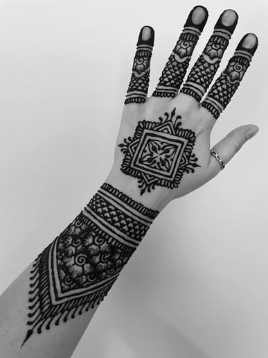 Gallery photo 3 of Spellbound  