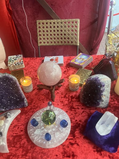 Gallery photo 2 of Spiritual Readings by Nina