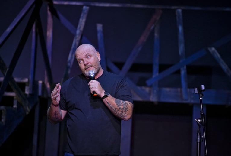 Gallery photo 3 of Stand Up Comedy