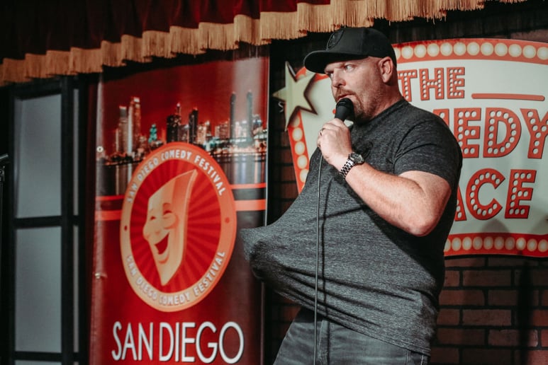 Gallery photo 4 of Stand Up Comedy