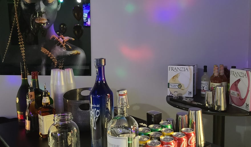 Gallery photo 44 of Stephen Gene Bartending
