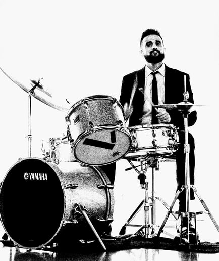 Gallery photo 20 of STOMP SOCIETY Swing Band