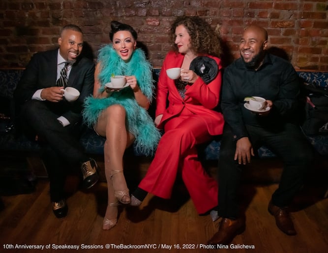 Gallery photo 11 of Svetlana & The Delancey Five