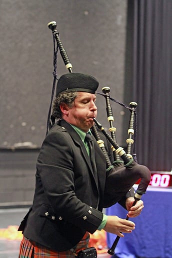 Gallery photo 13 of Sweet Harmony Live Music