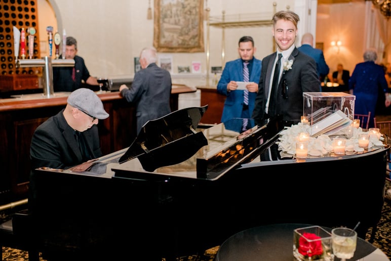 Gallery photo 4 of Sweet Harmony Live Music