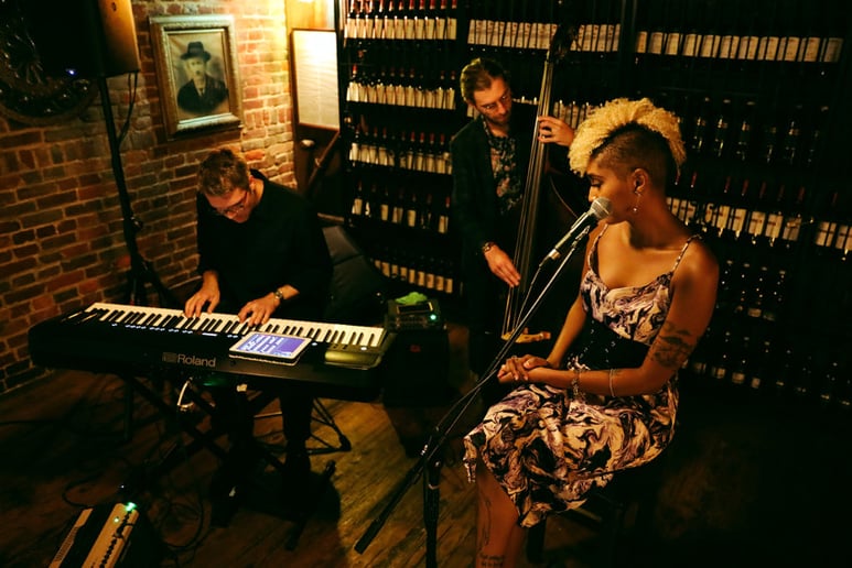 Gallery photo 6 of Sweet Something