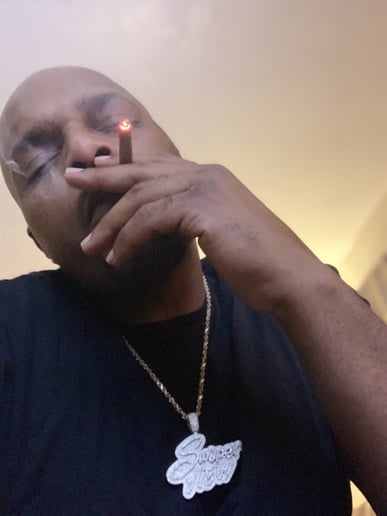 Gallery photo 1 of Swipes1600