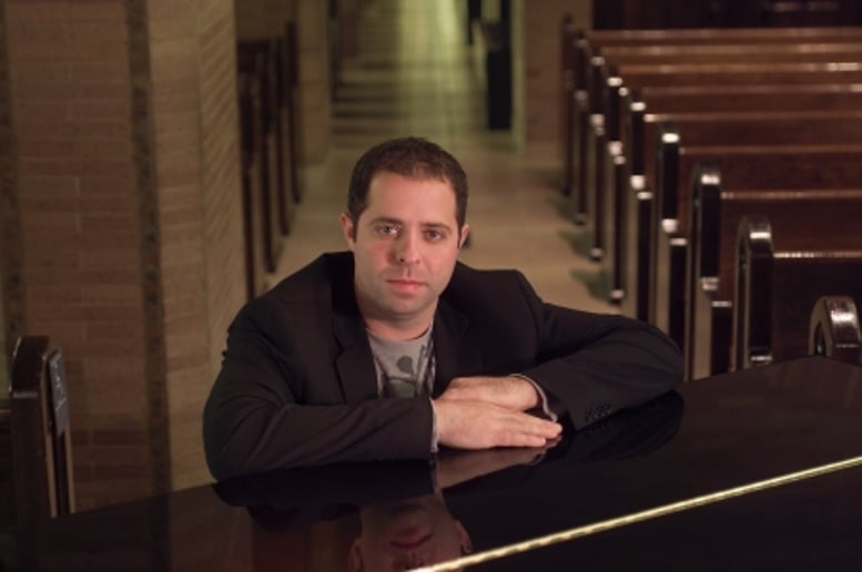 Gallery photo 1 of Terrell Steven