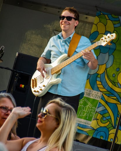 Gallery photo 4 of The Ones and Twos