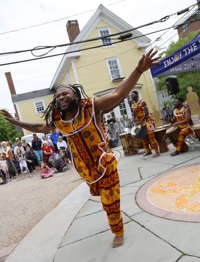 Gallery photo 9 of Akwaaba Ensemble