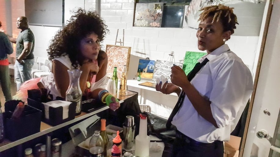 Gallery photo 1 of The Bar Guests