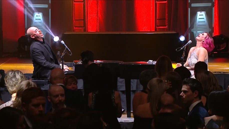 Gallery photo 9 of The Dueling Piano Show