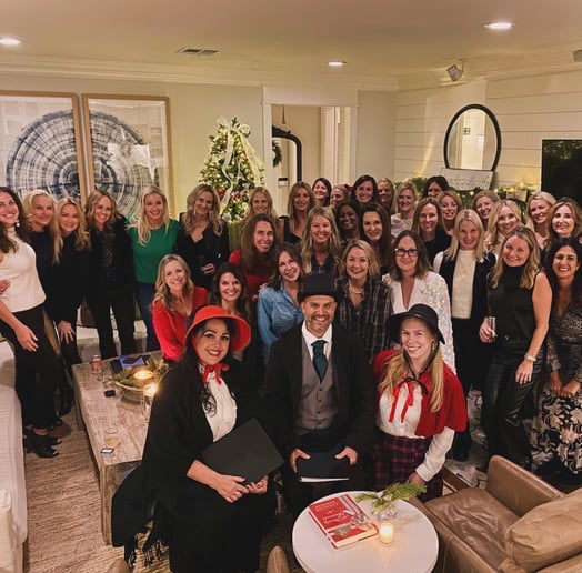 Gallery photo 8 of Santa Sean