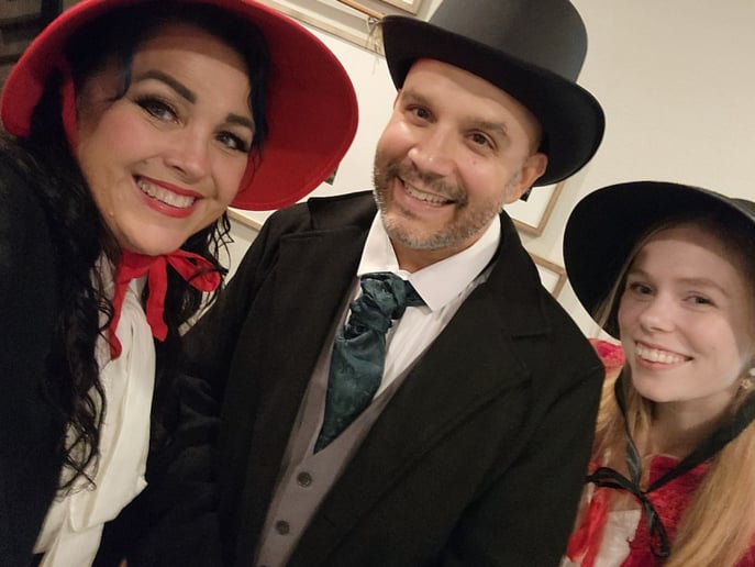 Gallery photo 15 of Santa Sean