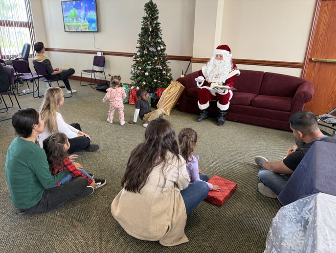 Gallery photo 5 of Santa Sean