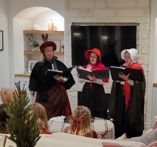 Gallery photo 18 of Santa Sean