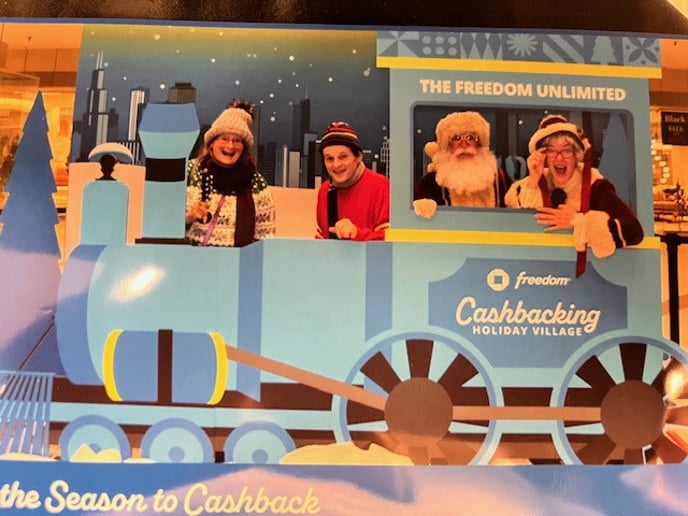 Gallery photo 3 of The Frozen Robins/Mingle with the Kringles