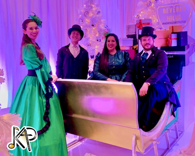 Gallery photo 9 of The Holiday Carolers